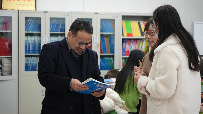 中原区文化产业协会&ldquo;企业互访&rdquo;活动走进天星教育